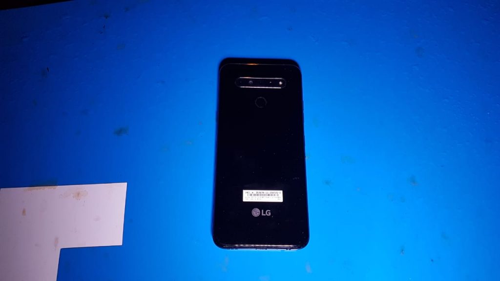 Celular LG foi encontrado nas proximidades da Rua Jorge Lacerda com a BR-467