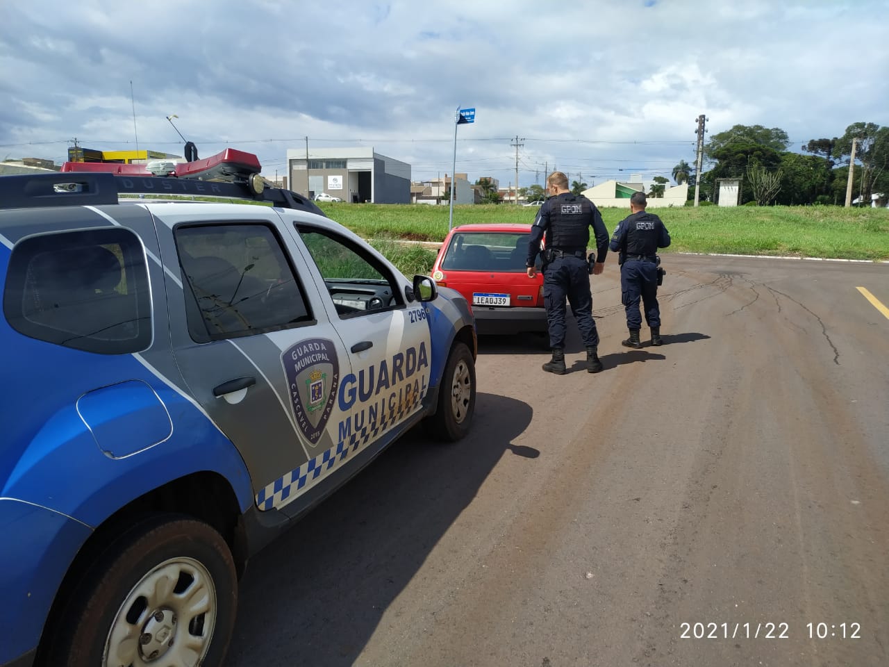 Em patrulhamento ostensivo, equipe do GPOM da Guarda Municipal recupera mais um veículo furtado