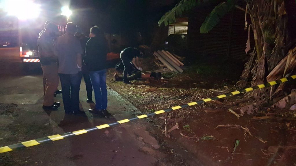 Vítima de homicídio no Consolata é identificada como Adenilson Maciel de Lara, de 23 anos