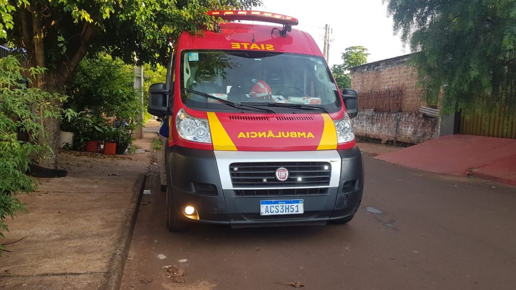 Menino de 5 anos fratura braço ao cair de lixeira no Bairro Tarumã; Siate foi mobilizado