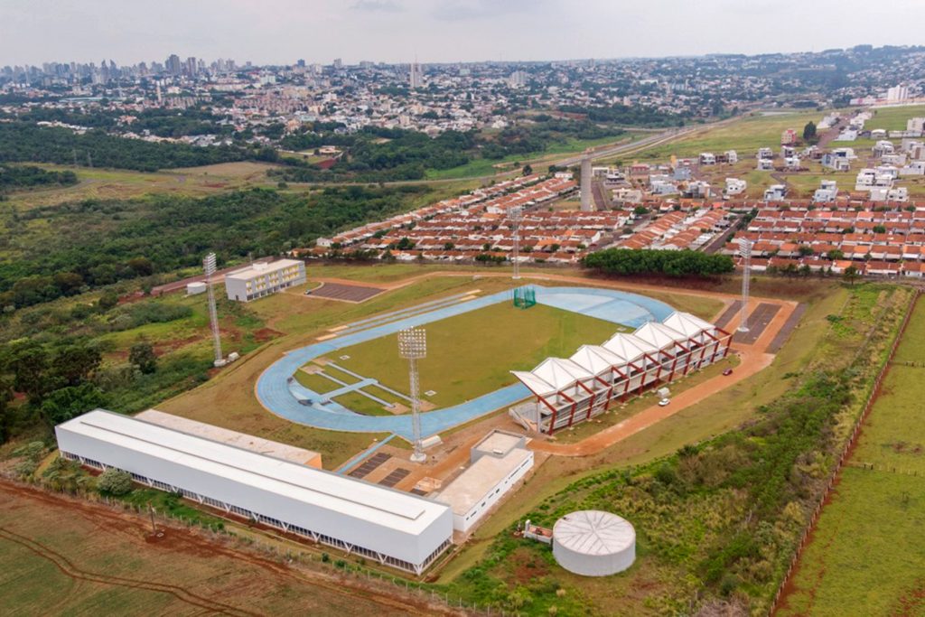Presidente Bolsonaro tenta mudar agenda para estar em Cascavel na próxima semana