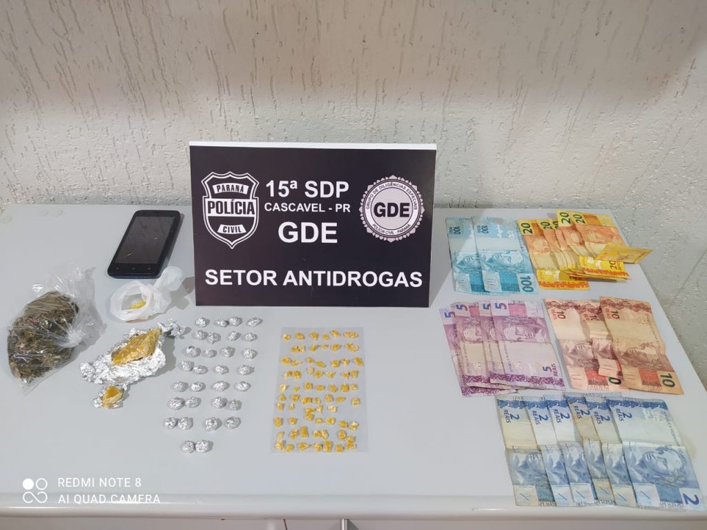Três são detidos pelo GDE por envolvimento com o tráfico de drogas no Bairro Santa Cruz