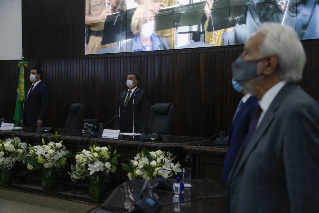 Na posse da cúpula do TJ, Ratinho Junior destaca parceria durante a pandemia