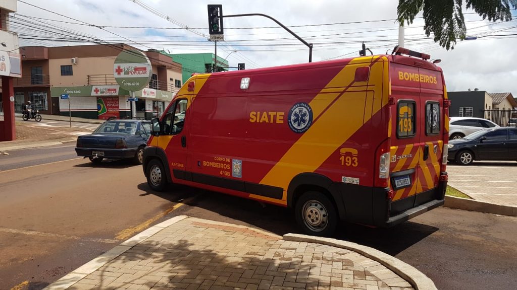 Vítima de queda é socorrida pelo Corpo de Bombeiros