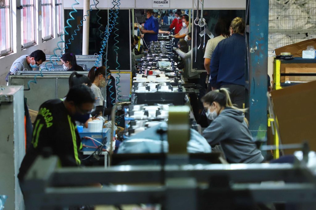 Paraná foi o estado que mais gerou empregos nos pequenos negócios em 2020 Paraná foi o estado que mais gerou empregos nos pequenos negócios em 2020