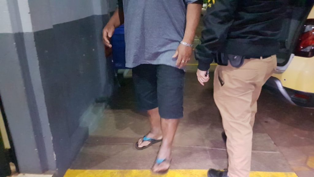 Homem é detido por crime previsto na Lei Maria da Penha Homem é detido por crime previsto na Lei Maria da Penha