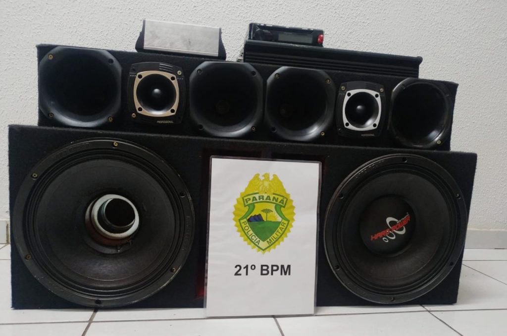 PM registra perturbações de sossego durante festas e apreende aparelhos de som em Renascença PM registra perturbações de sossego durante festas e apreende aparelhos de som em Renascença
