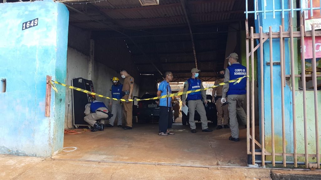 Cobrança de dívida de bar gerou confusão que terminou com homem morto no Bairro Morumbi Cobrança de dívida de bar gerou confusão que terminou com homem morto no Bairro Morumbi