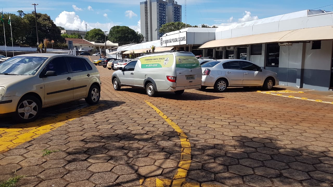 Corpo que será doado para estudos chega ao IML de Cascavel Imagem referente a Corpo que será doado para estudos chega ao IML de Cascavel