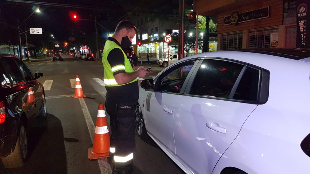 ‘Operação Carnaval Seguro’: blitzes são realizadas em quatro pontos distintos em Cascavel