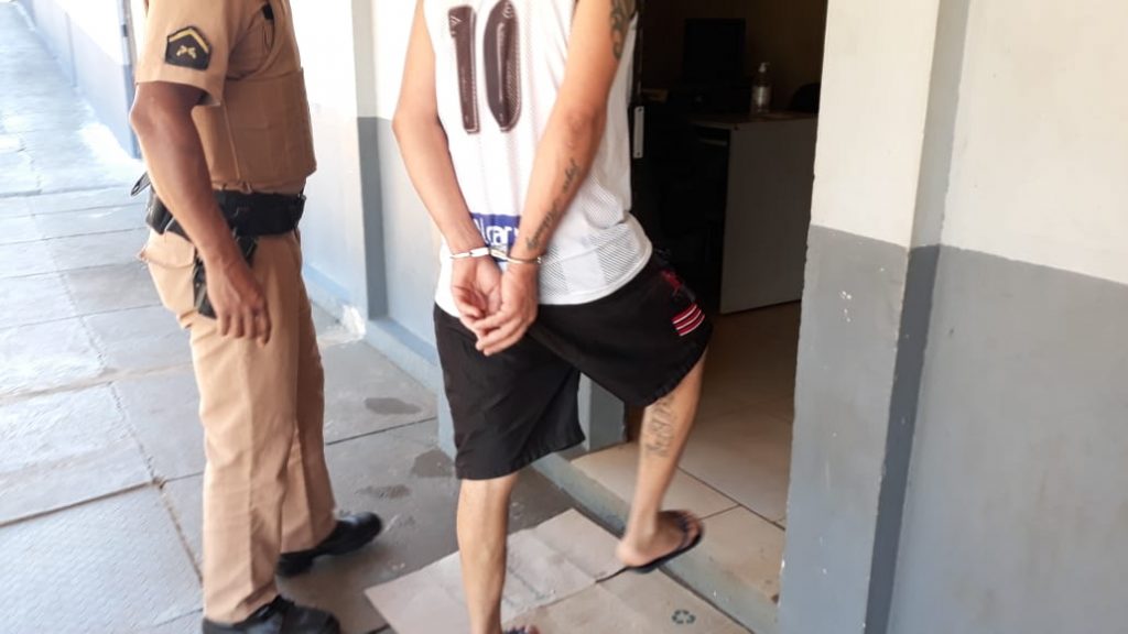 Devendo mais de R$ 4,3 mil de pensão alimentícia, homem é preso pela PM em Lindoeste