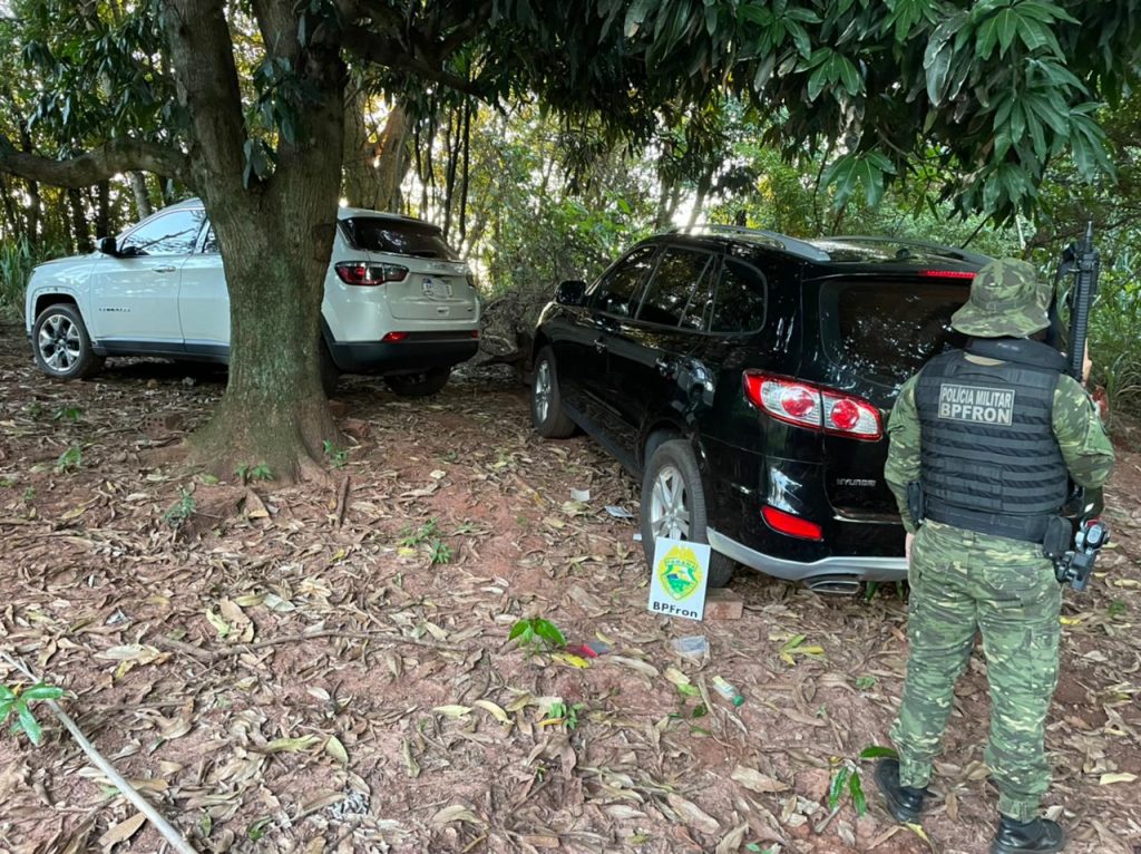 BPFron apreende veículos preparados para práticas delituosas em São Jorge do Patrocínio BPFron apreende veículos preparados para práticas delituosas em São Jorge do Patrocínio