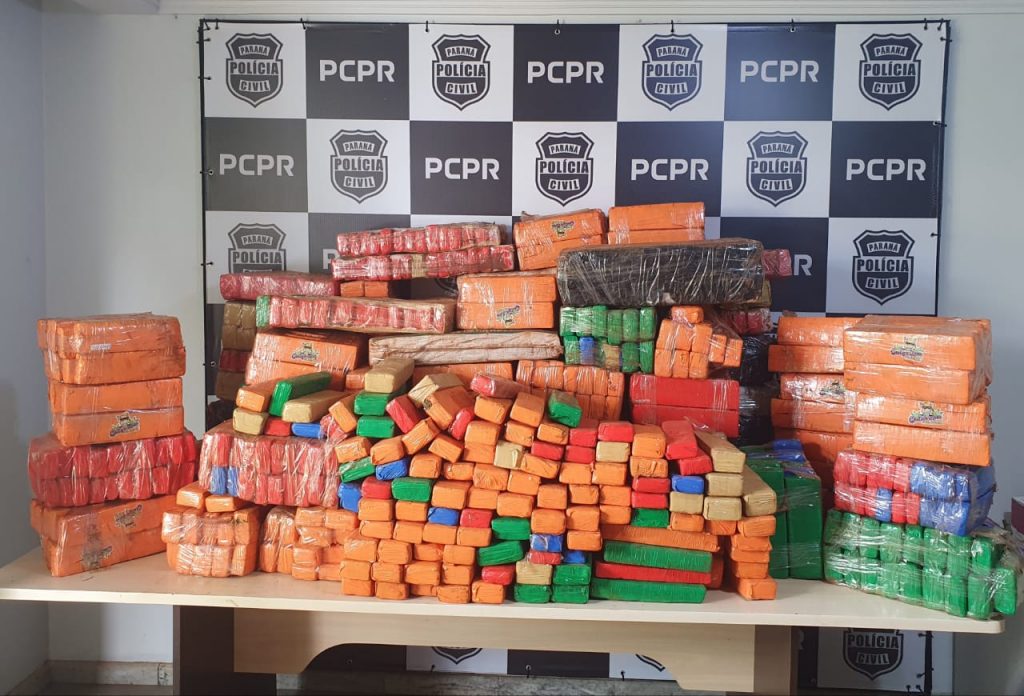 Denarc realiza grande apreensão de maconha em área rural da BR-369, em Cascavel