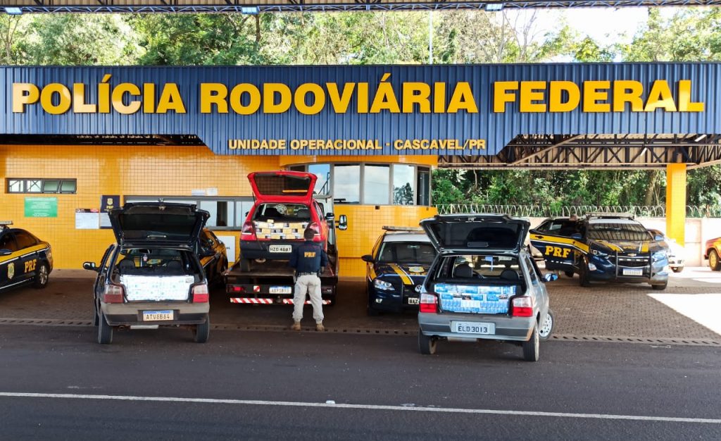 PRF apreende três veículos carregados com cigarros contrabandeados na BR-277
