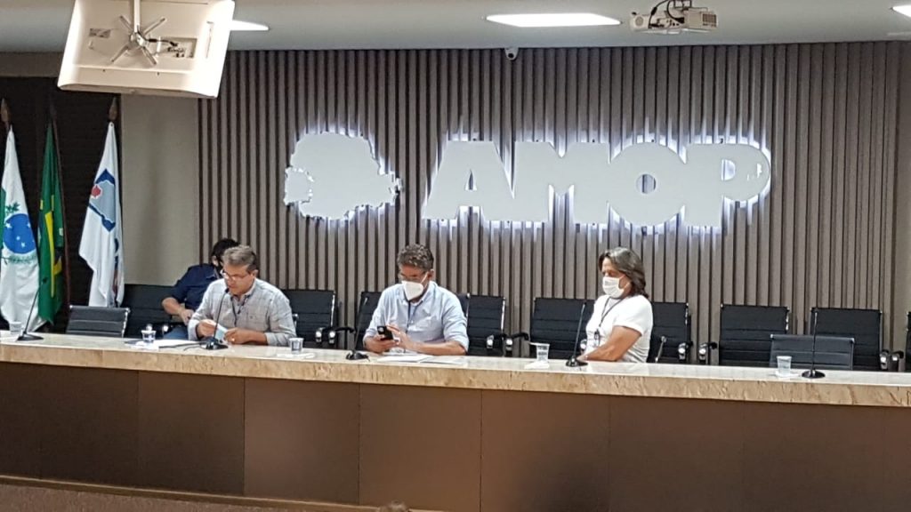 Paranhos e prefeitos da Região Oeste optam por seguir o Decreto Estadual