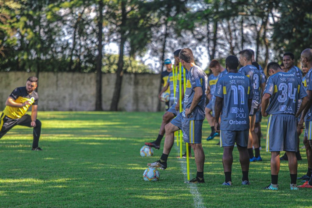 FC Cascavel realiza último treino antes da estreia no Campeonato Paranaense 2021 contra o Paraná Clube