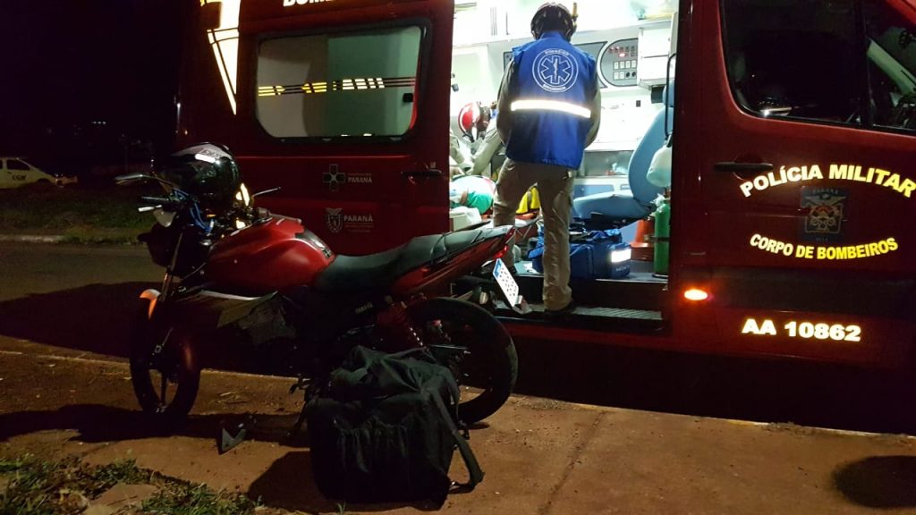 Motociclista é socorrido pelo Siate após sofrer queda no Bairro Alto Alegre Motociclista é socorrido pelo Siate após sofrer queda no Bairro Alto Alegre