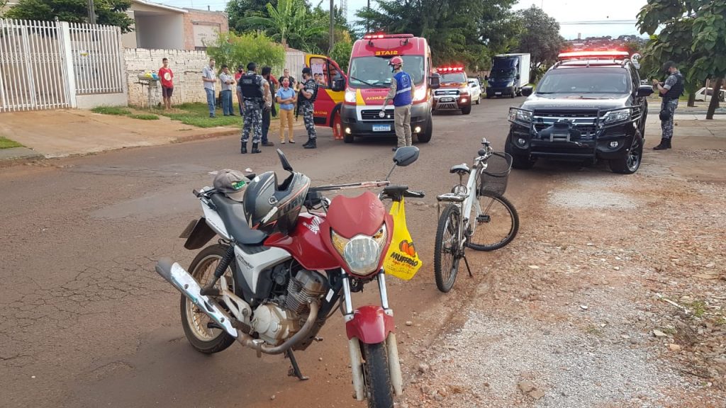 Ciclista de 78 anos fica gravemente ferido em colisão contra moto no Bairro Morumbi Ciclista de 78 anos fica gravemente ferido em colisão contra moto no Bairro Morumbi