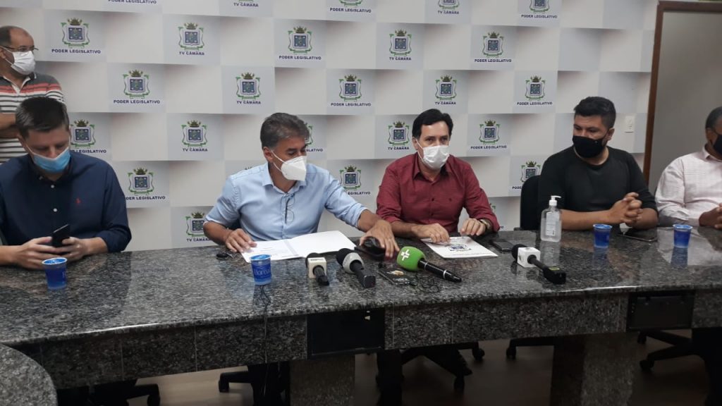 Projeto de Lei que busca autorização do Poder Executivo para a compra de vacinas deve ter decisão até a próxima segunda-feira
