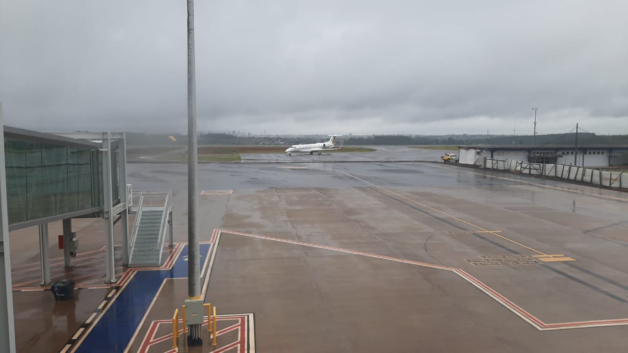 Ministro da Saúde, Eduardo Pazuello chega a Cascavel