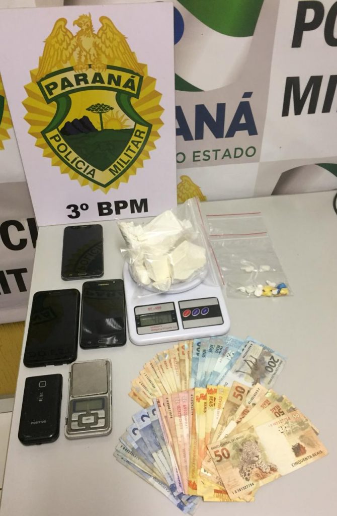 PM apreende cocaína e prende duas pessoas por tráfico de drogas em São João PM apreende cocaína e prende duas pessoas por tráfico de drogas em São João
