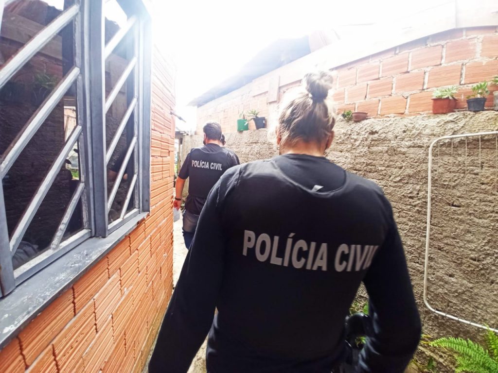 Polícia Civil prende 26 agressores em operação de combate a crimes de violência contra a mulher no Paraná