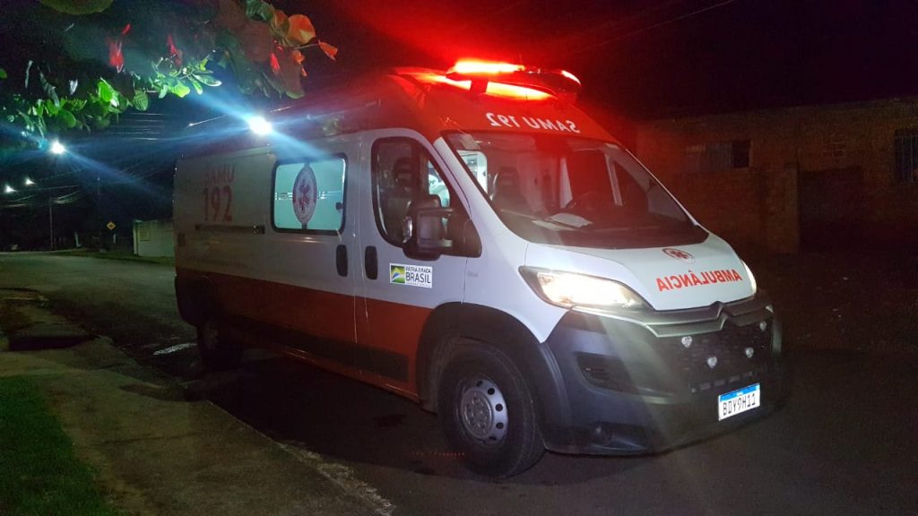 Jovem encontrada caída em via pública no Pioneiros Catarinenses é atendida pelo Samu