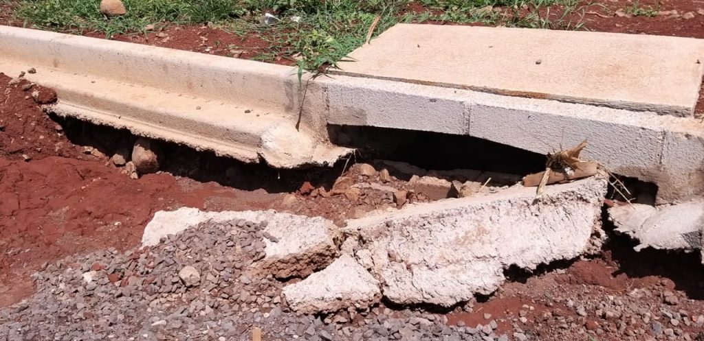 Morador de Corbélia reclama da situação de recente obra realizada em via pública e cobra respostas