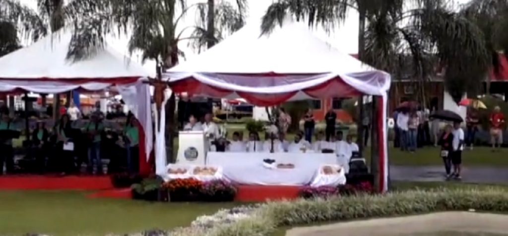 Coopavel lamenta a morte de Dom Mauro; Arcebispo celebrou a missa do Show Rural por anos Coopavel lamenta a morte de Dom Mauro; Arcebispo celebrou a missa do Show Rural por anos