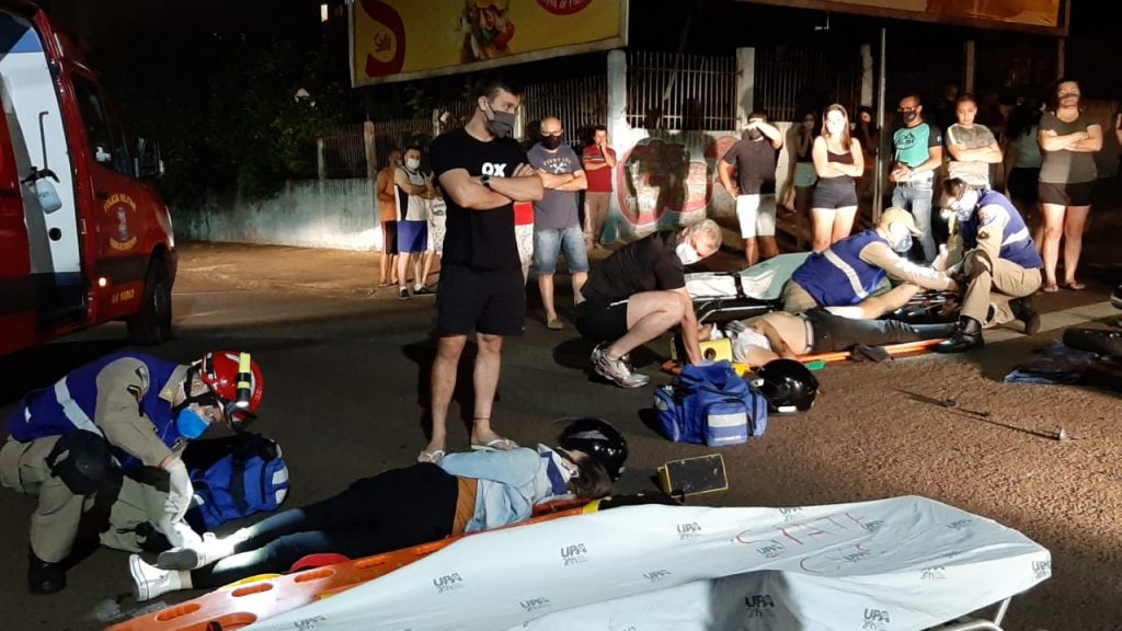 Casal sofre fratura após colisão de trânsito na Rua Marechal Floriano