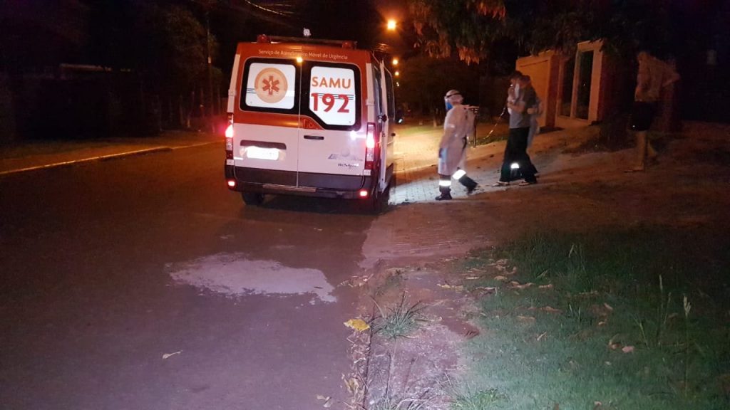 Homem de 53 anos, com suspeita de COVID-19, é atendido pelo Samu no Bairro Coqueiral