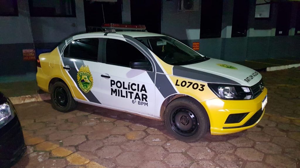 Homem, de 47 anos, agride sua mulher com soco e empurrão