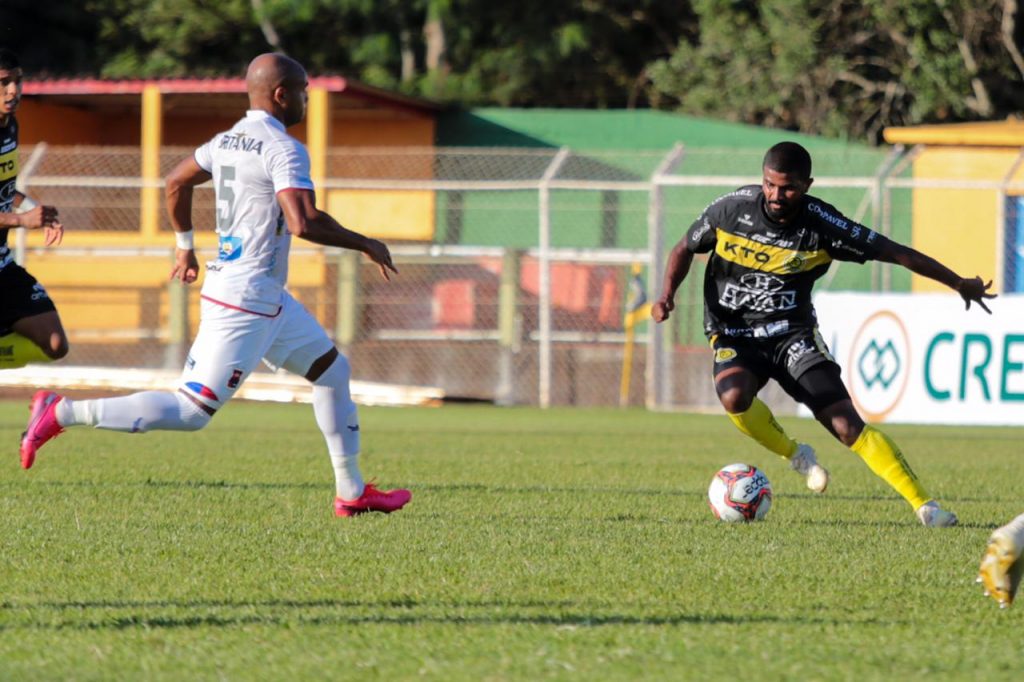 TJD-PR pune o FC Cascavel com perda de 6 pontos e multa; clube deverá recorrer