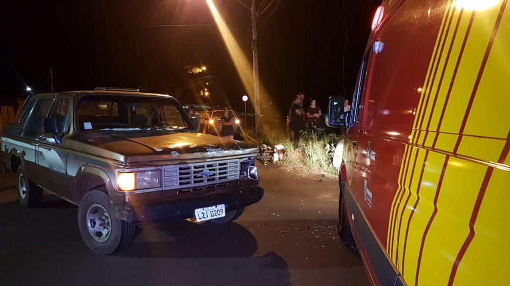 Casal em motocicleta fica ferido em acidente no Santo Onofre