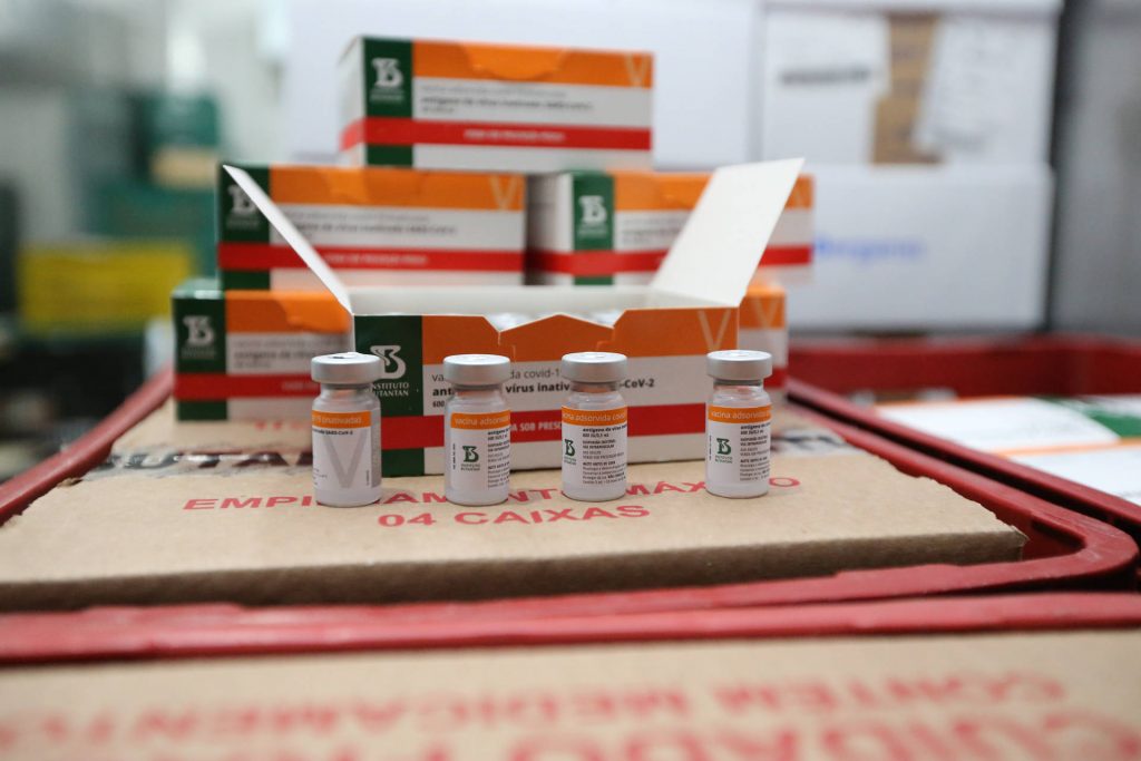 Butantan entrega 5,1 milhões de doses da CoronaVac ao governo Butantan entrega 5,1 milhões de doses da CoronaVac ao governo