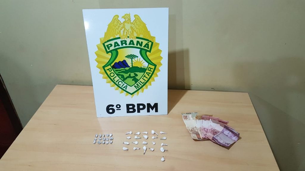 Menor é apreendido com buchas de cocaína e pedras de crack no Bairro Canadá