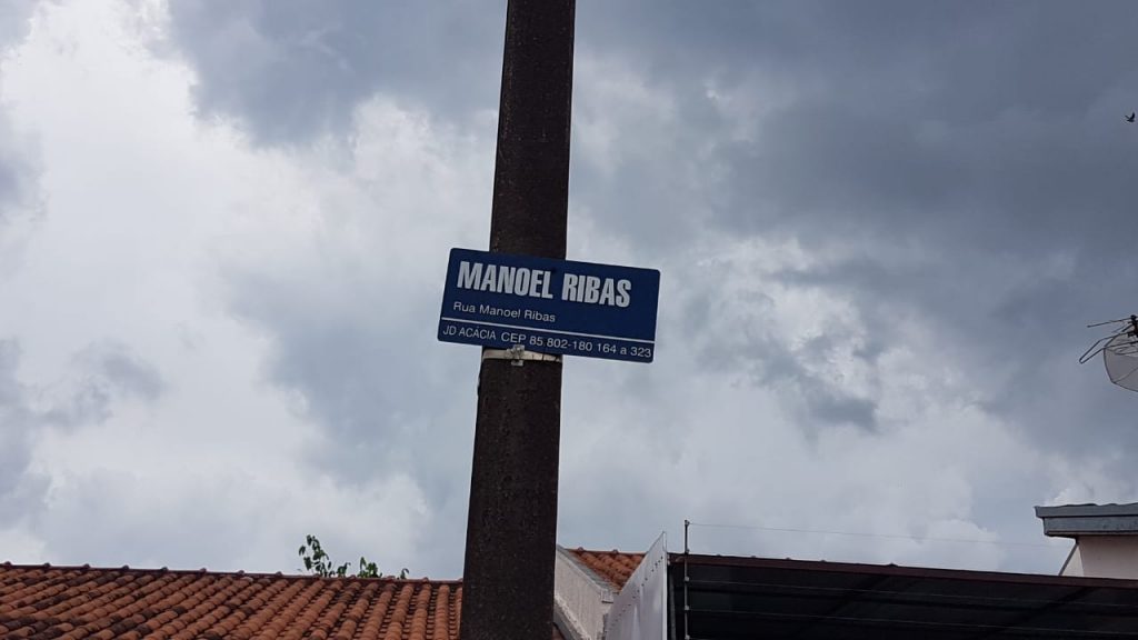 Criança de 2 anos se engasga com pedaço de melancia em casa no Bairro Neva Criança de 2 anos se engasga com pedaço de melancia em casa no Bairro Neva