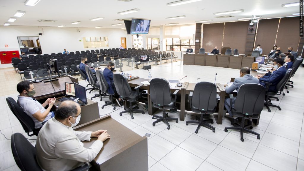 Autorizada parceria entre Prefeitura e empresas para aquisição de vacinas Autorizada parceria entre Prefeitura e empresas para aquisição de vacinas