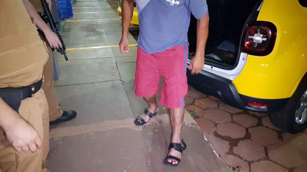 Homem de 40 anos acusado de ameaçar sua esposa grávida, é detido pela Polícia Militar no Bairro Riviera