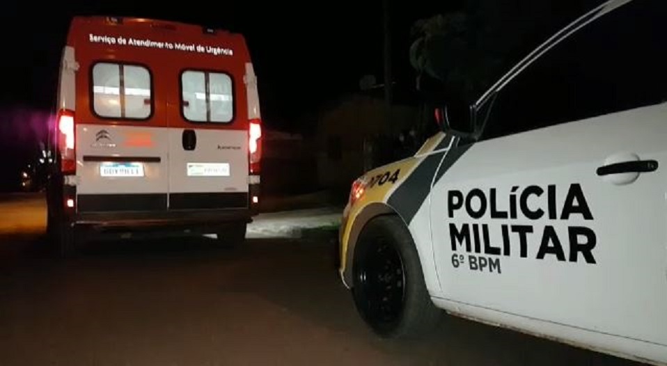 Homem em surto psiquiátrico é atendido pelo Samu; Polícia Militar também foi acionada