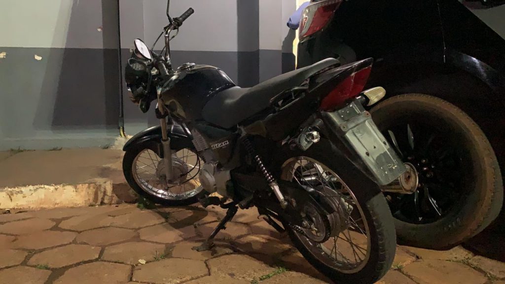 Motocicleta com registro de furto é localizada pelo BPFron na BR-467, em Cascavel