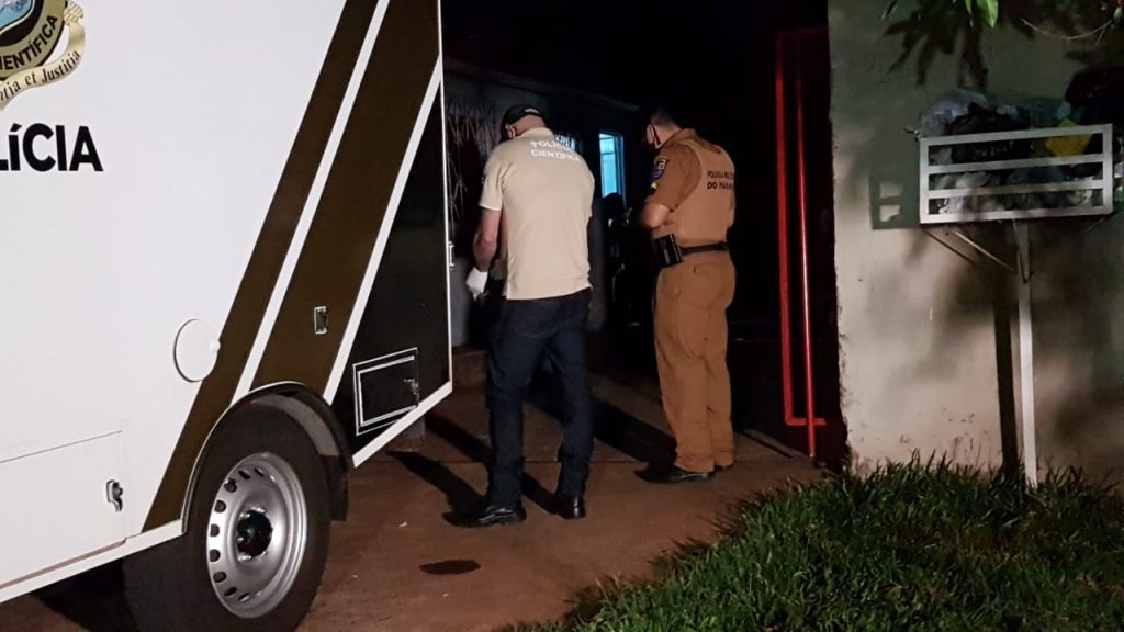 Homem morre após ser ferido com vários golpes de faca, no Bairro Periolo