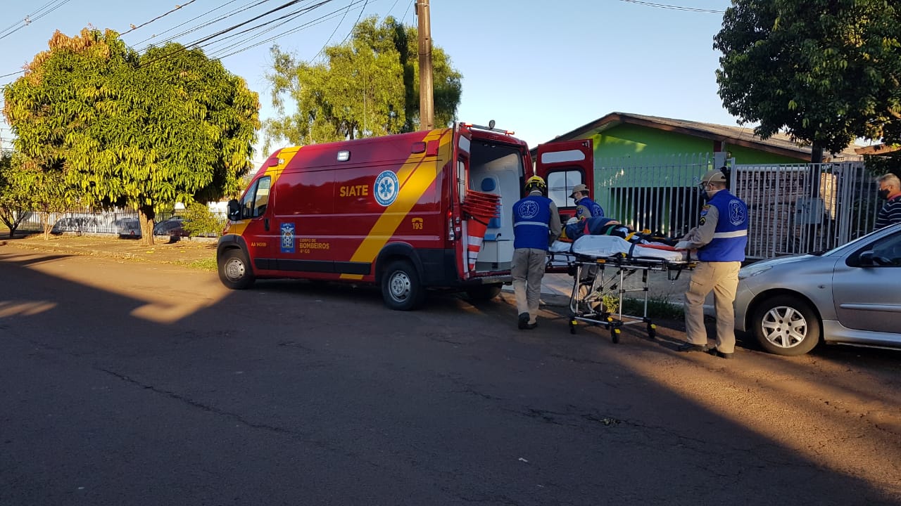 Idoso de 90 anos fica ferido ao cair de cama em imóvel no Parque São Paulo Imagem referente a Idoso de 90 anos fica ferido ao cair de cama em imóvel no Parque São Paulo