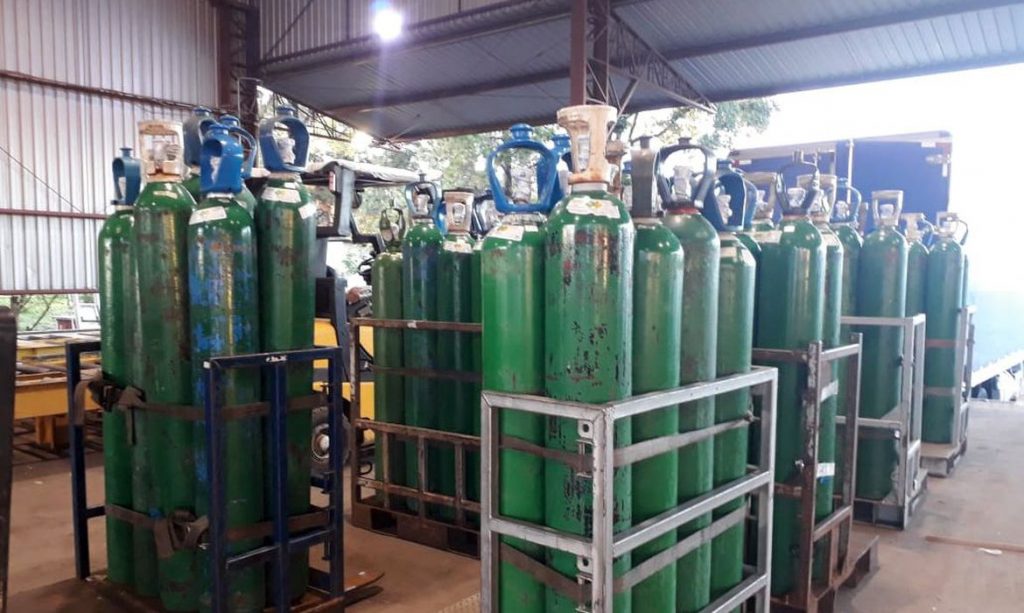 Explosão em fábrica de oxigênio deixa ao menos três feridos no Ceará Explosão em fábrica de oxigênio deixa ao menos três feridos no Ceará