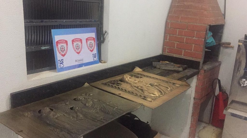GM recupera peças em bronze que estavam sendo furtadas de cemitério na região central de Londrina