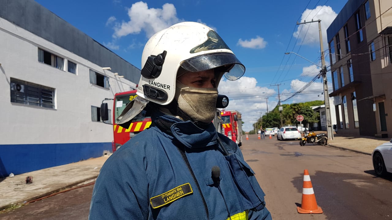 Segundo Tenente do Corpo de Bombeiros, incêndio teria começado em pedaços de isopor e materiais sintéticos
