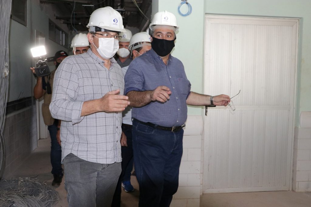 Secretário Beto Preto visita obras do Hospital Regional de Toledo