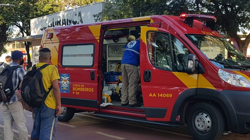 Mulher é agredida na Avenida Brasil no Centro de Cascavel