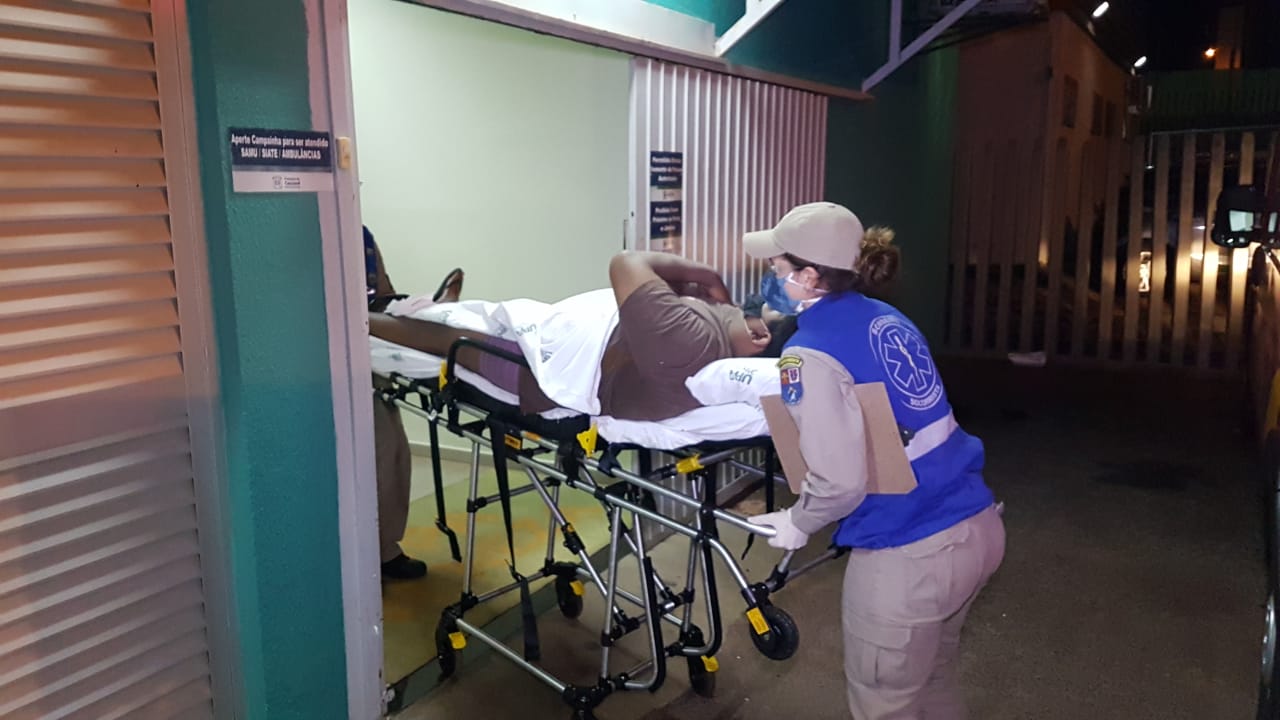 Homem sofre queda dentro de empresa às margens da BR-277 e é levado à UPA Veneza