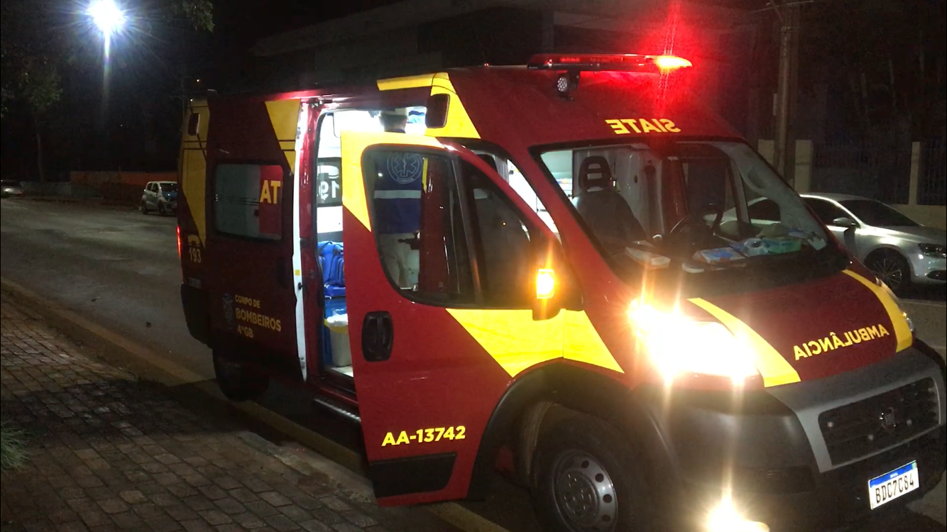 Homem de 26 anos é atropelado na Rua São Paulo; Motorista fugiu e não prestou apoio